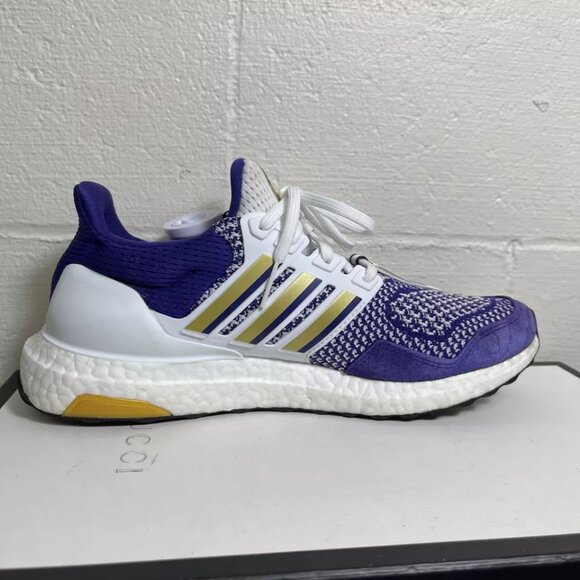 Adidas HQ5867 Ultra Boost 1.0 Washington Huskies White Purple Sneaker Men's 7.5 - Picture 2 of 10